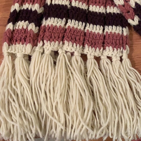 Cozy Purple Striped Chunky Scarf - Picture 3 of 4